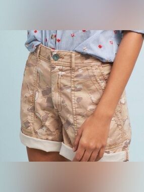 Anthropologie The Wanderer Women Tan Camo Rolled-Hem Jean Shorts Size 26